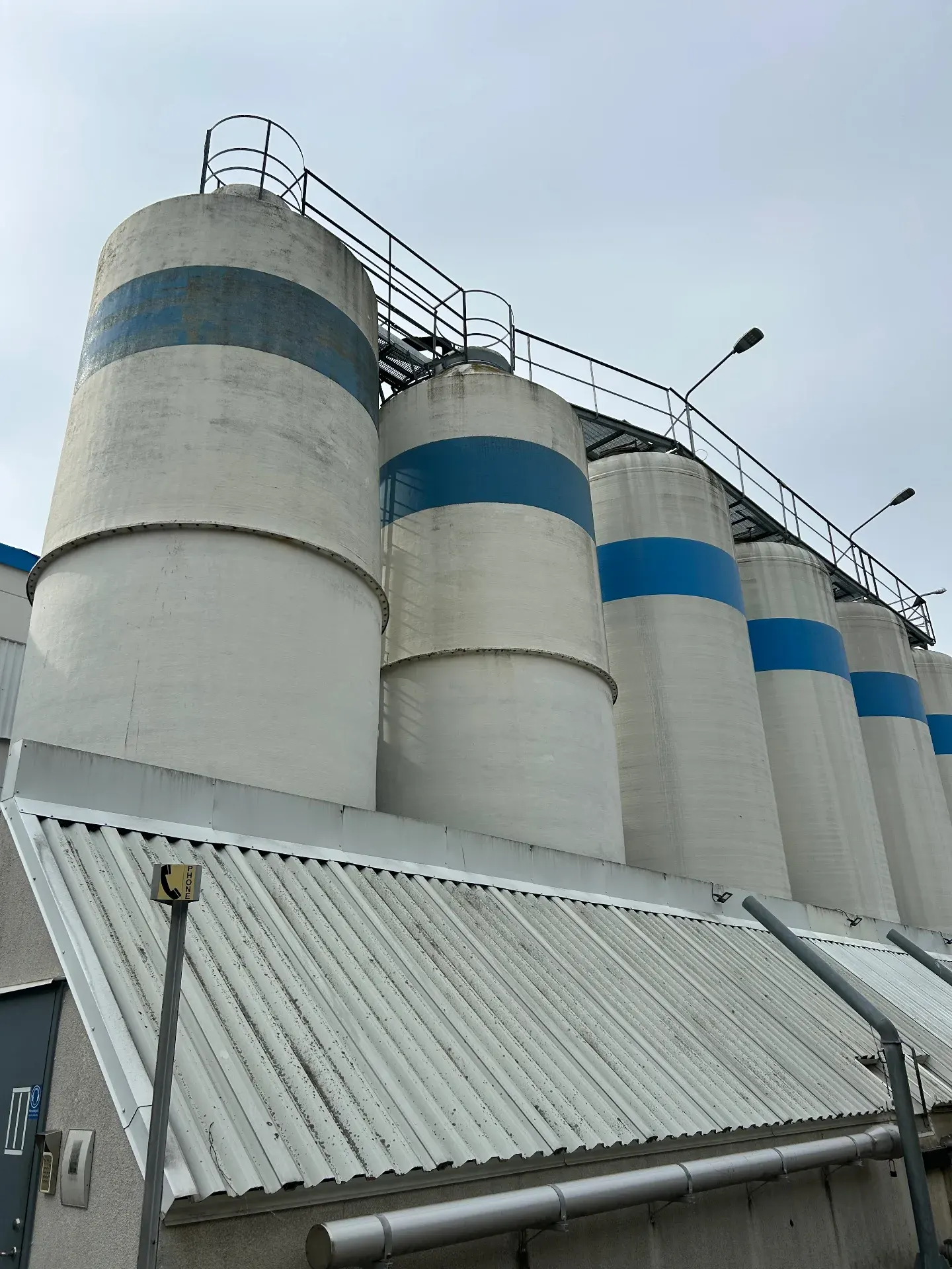 Petainers glasfibersilor före rengöring